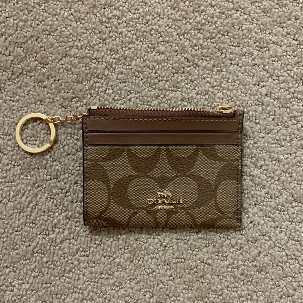 Mini coach wallet